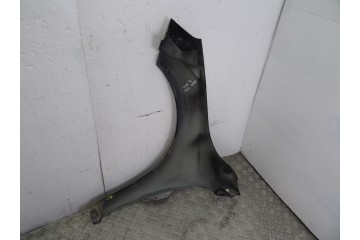 NEGRA ALETA DELANTERA DERECHA VOLVO V60 FAMILIAR Summum 2014 NEGRA 208221 VOLVO - 1