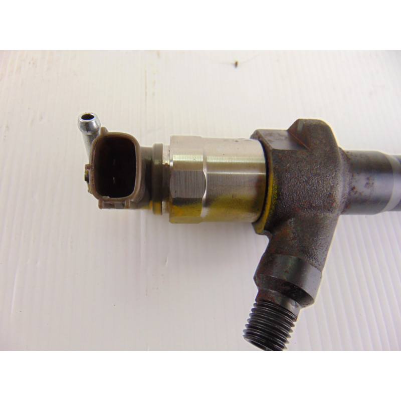 R2AA13H50  INYECTOR MAZDA CX-7 ER Active 2011 R2AA13H50 205864 MAZDA - 1