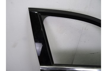 NEGRA PUERTA DELANTERA DERECHA MERCEDES-BENZ CLASE E (BM 212) LIM.
