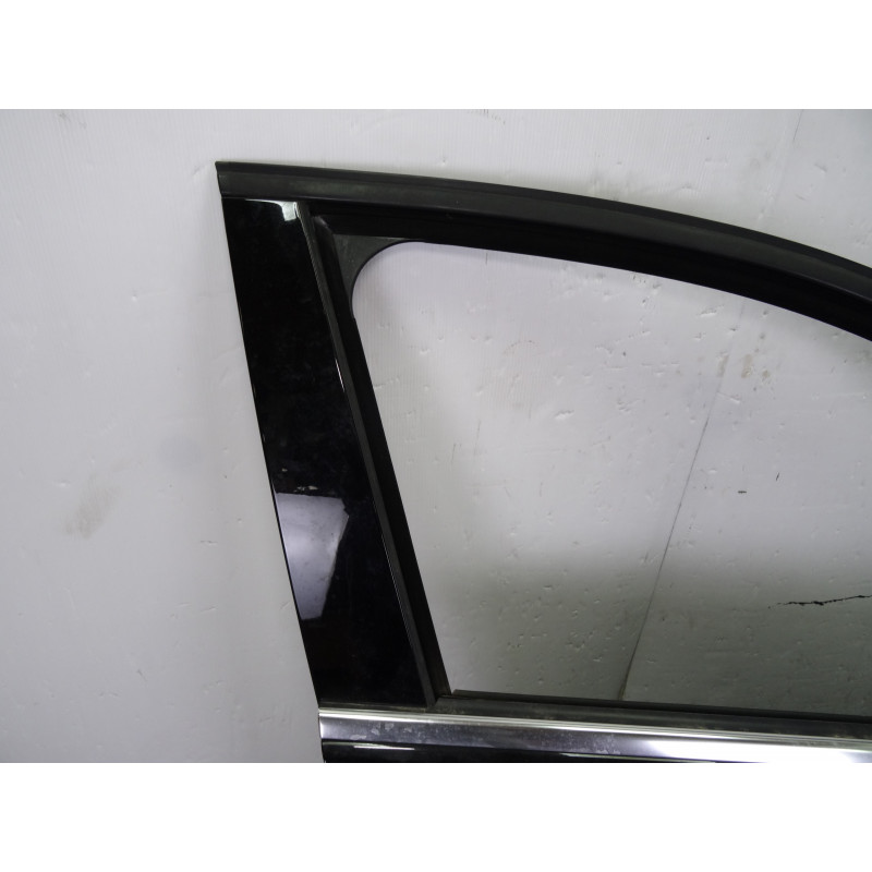 NEGRA PUERTA DELANTERA DERECHA MERCEDES-BENZ CLASE E (BM 212) LIM.