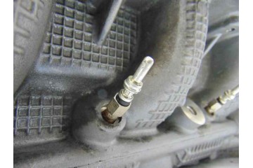 4R8Q-6C064-AH CULATA LAND ROVER DISCOVERY V6 TD S 4R8Q-6C064-AH 175845 LAND ROVER - 2