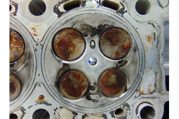 4R8Q-6C064-AH CULATA LAND ROVER DISCOVERY V6 TD S 4R8Q-6C064-AH 175845 LAND ROVER - 3