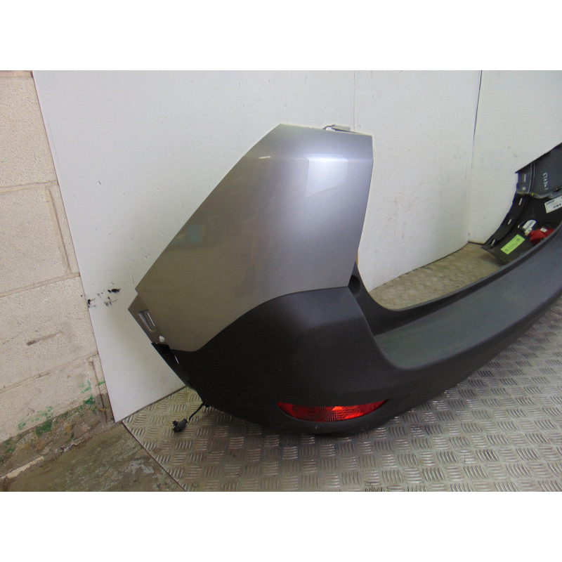 GRIS CENIZA PARAGOLPES TRASERO PEUGEOT 5008