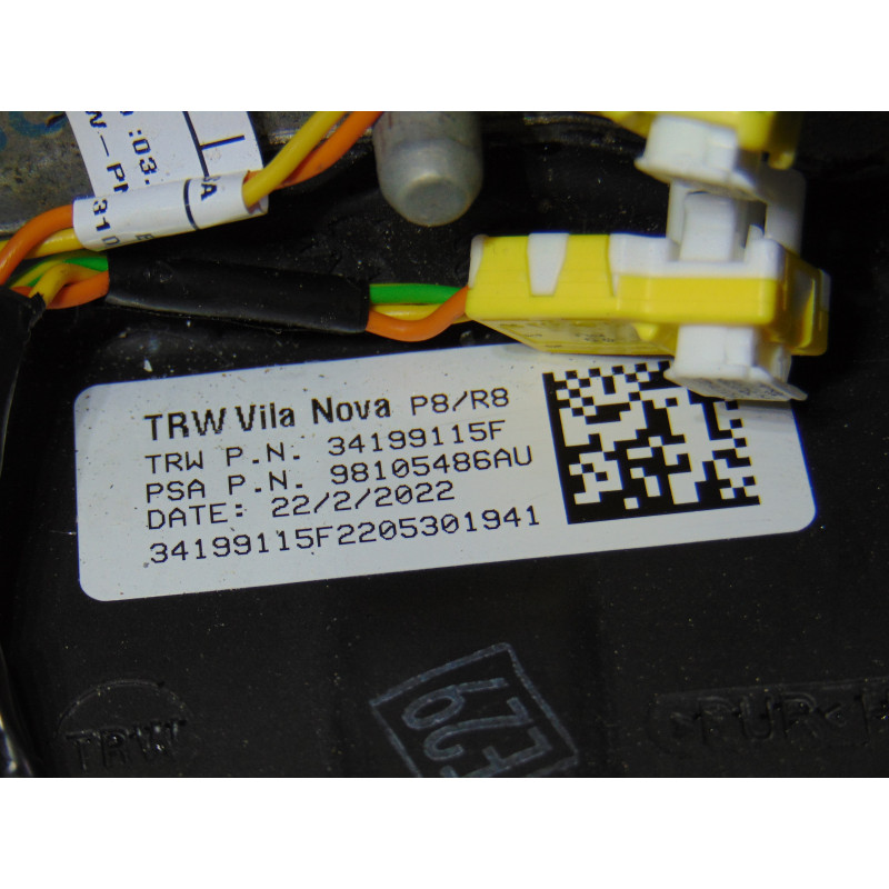 98105486AU VOLANTE PEUGEOT 5008