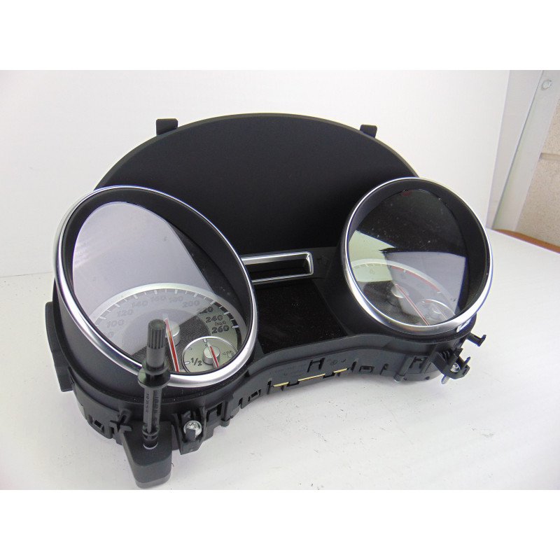 A1179004601 CUADRO INSTRUMENTOS MERCEDES-BENZ CLASE CLA (BM 117)