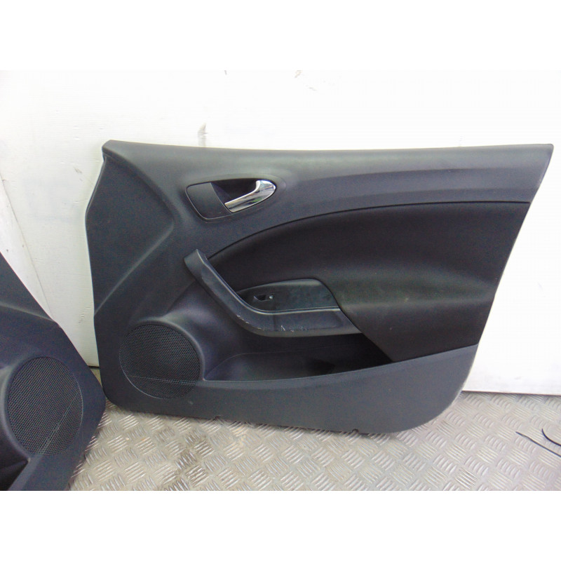  JUEGO ASIENTOS COMPLETO SEAT IBIZA BERLINA (6J5) Reference 2015 200670 SEAT - 2