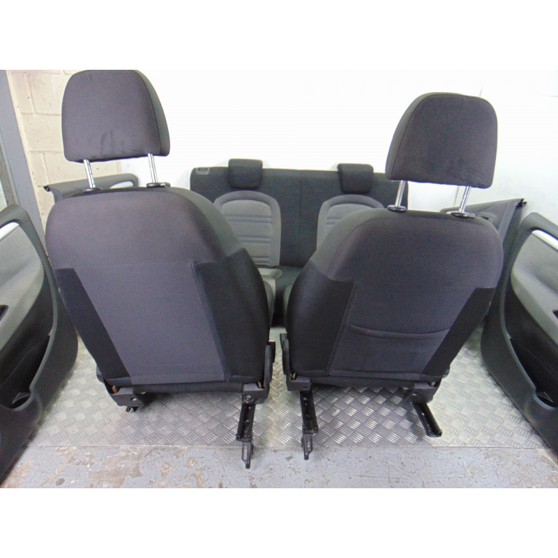 JUEGO ASIENTOS COMPLETO FIAT III EVO PUNTO (199)