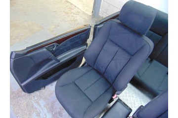 JUEGO ASIENTOS COMPLETO MERCEDES-BENZ CLASE E (BM 210) BERLINA