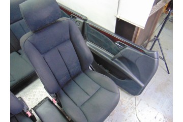 JUEGO ASIENTOS COMPLETO MERCEDES-BENZ CLASE E (BM 210) BERLINA