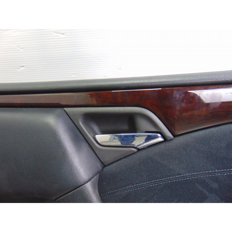 JUEGO ASIENTOS COMPLETO MERCEDES-BENZ CLASE E (BM 210) BERLINA