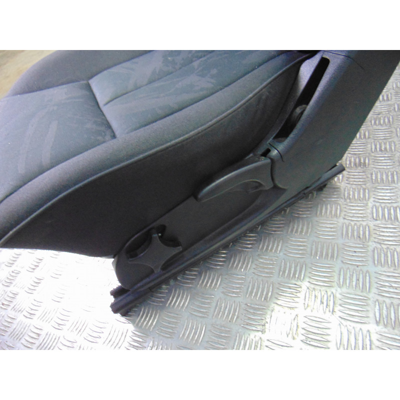 JUEGO ASIENTOS COMPLETO MERCEDES-BENZ CLASE E (BM 210) BERLINA