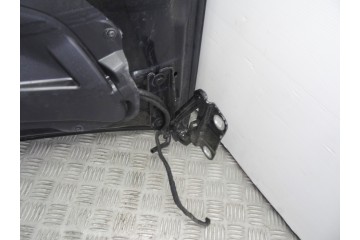  CAPO MERCEDES-BENZ CLASE ML (BM 164) 320 / 350 CDI (164.122) 2005 208673 MERCEDES-BENZ - 9