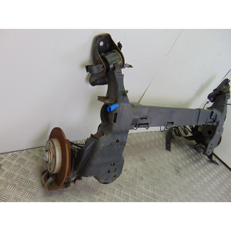  PUENTE TRASERO CITROEN C4 CACTUS Feel 2018 195928 CITROEN - 1