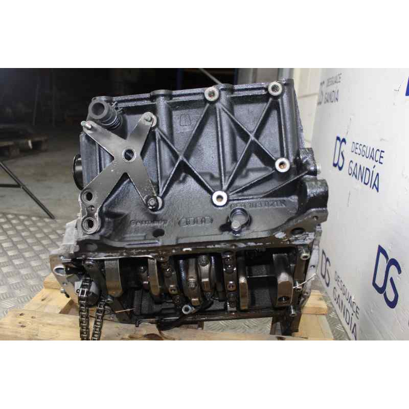 AKN BLOQUE AUDI A6 BERLINA (4B2) 2.5 TDI 2002 AKN 176609 AUDI - 4