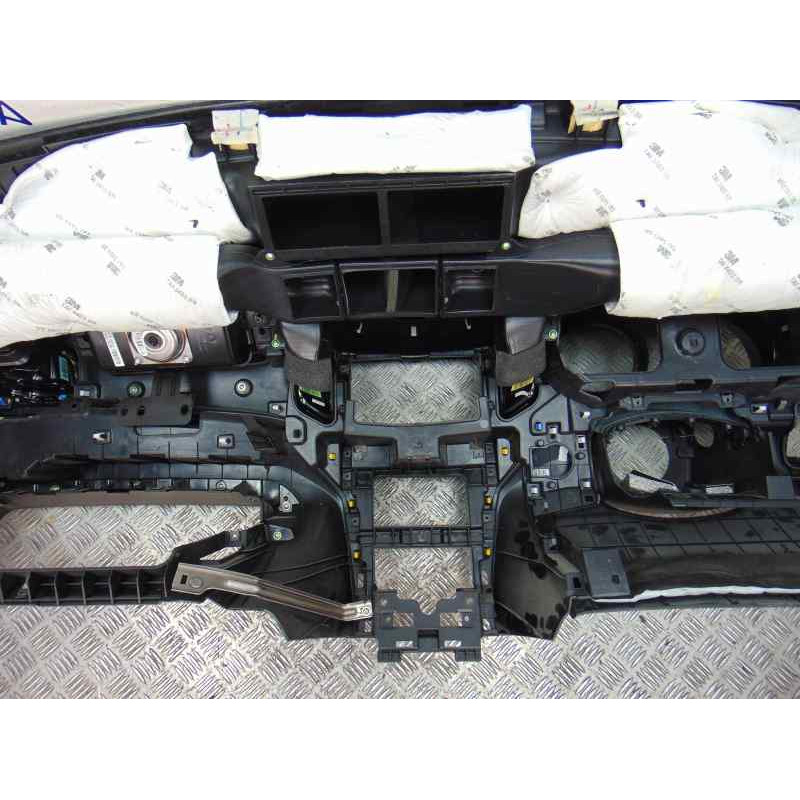 AIRBAG DERECHO SALPICADERO SSANGYONG TIVOLI Limited 4x2 2017 AIRBAG DERECHO 178052 SSANGYONG - 2