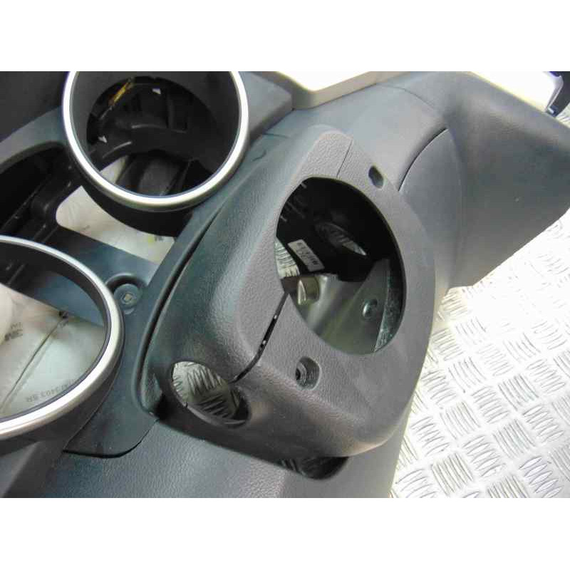 AIRBAG DERECHO SALPICADERO SSANGYONG TIVOLI Limited 4x2 2017 AIRBAG DERECHO 178052 SSANGYONG - 3