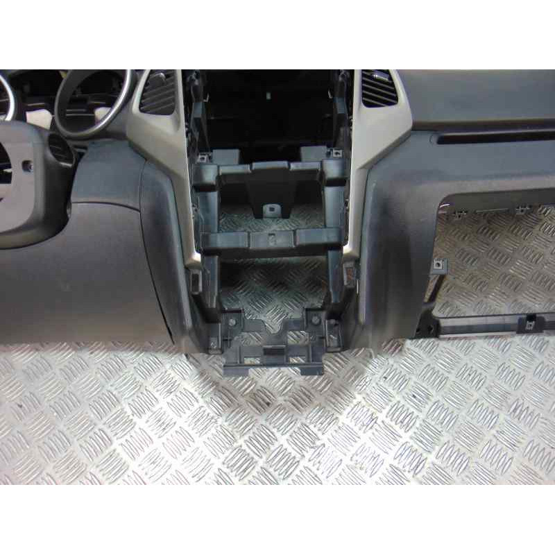 AIRBAG DERECHO SALPICADERO SSANGYONG TIVOLI Limited 4x2 2017 AIRBAG DERECHO 178052 SSANGYONG - 9