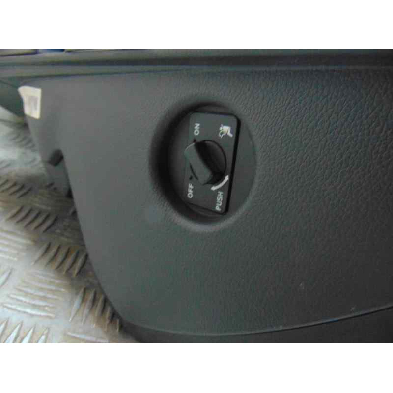 AIRBAG DERECHO SALPICADERO SSANGYONG TIVOLI Limited 4x2 2017 AIRBAG DERECHO 178052 SSANGYONG - 12