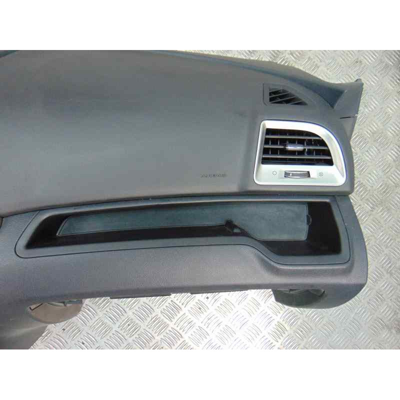 AIRBAG DERECHO SALPICADERO SSANGYONG TIVOLI Limited 4x2 2017 AIRBAG DERECHO 178052 SSANGYONG - 18