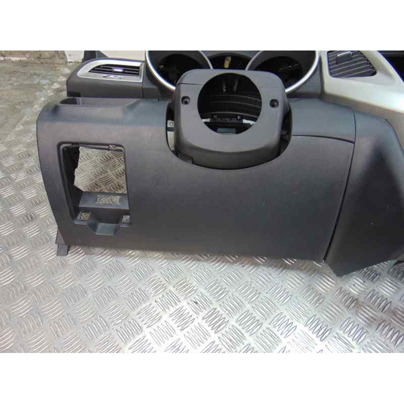 AIRBAG DERECHO SALPICADERO SSANGYONG TIVOLI Limited 4x2 2017 AIRBAG DERECHO 178052 SSANGYONG - 21