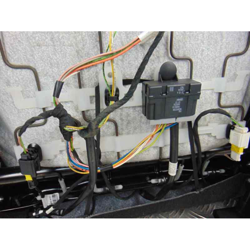 PIEL Y TELA JUEGO ASIENTOS COMPLETO PEUGEOT 407 SW