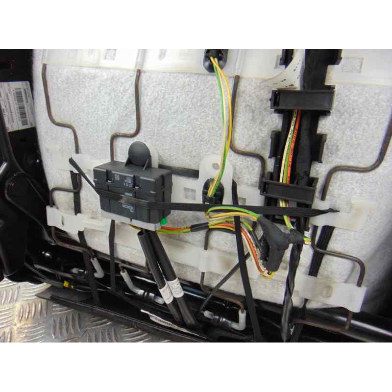 PIEL Y TELA JUEGO ASIENTOS COMPLETO PEUGEOT 407 SW