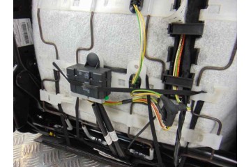 PIEL Y TELA JUEGO ASIENTOS COMPLETO PEUGEOT 407 SW