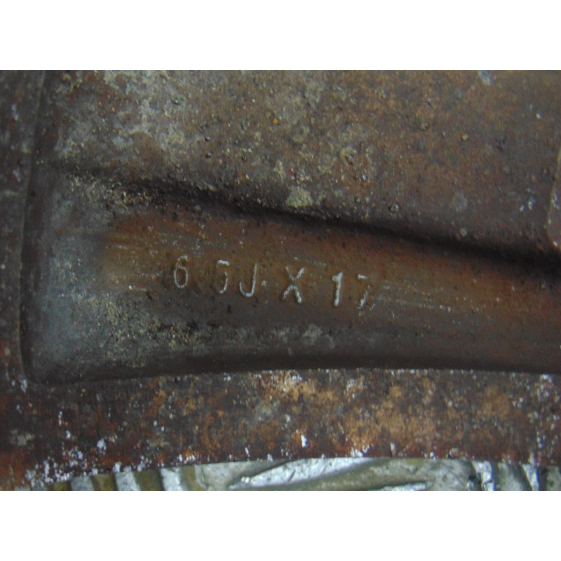 R17 JUEGO LLANTAS KIA SPORTAGE (SL) Concept 4x2 2010 R17 200342 KIA - 2