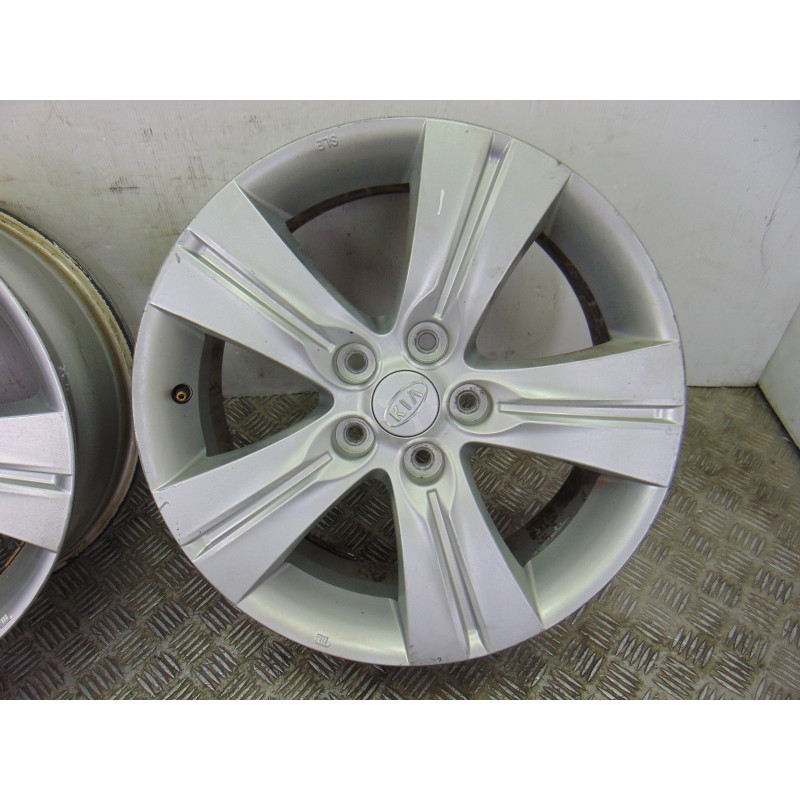 R17 JUEGO LLANTAS KIA SPORTAGE (SL) Concept 4x2 2010 R17 200342 KIA - 3