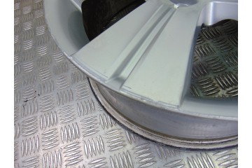 R17 JUEGO LLANTAS KIA SPORTAGE (SL) Concept 4x2 2010 R17 200342 KIA - 4