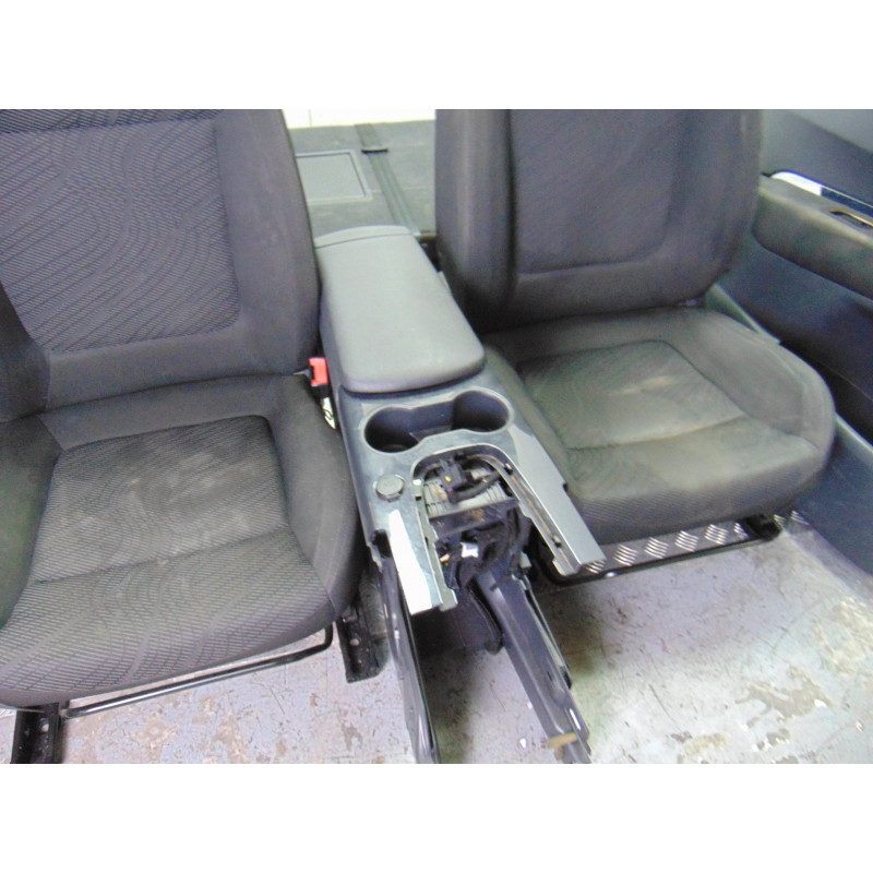 JUEGO ASIENTOS COMPLETO PEUGEOT 3008