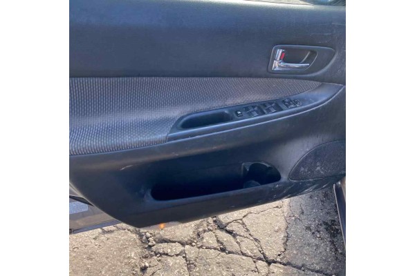 MAZDA 6 BERLINA (GG) 2.0 CRTD 120 Active (5-ptas.)