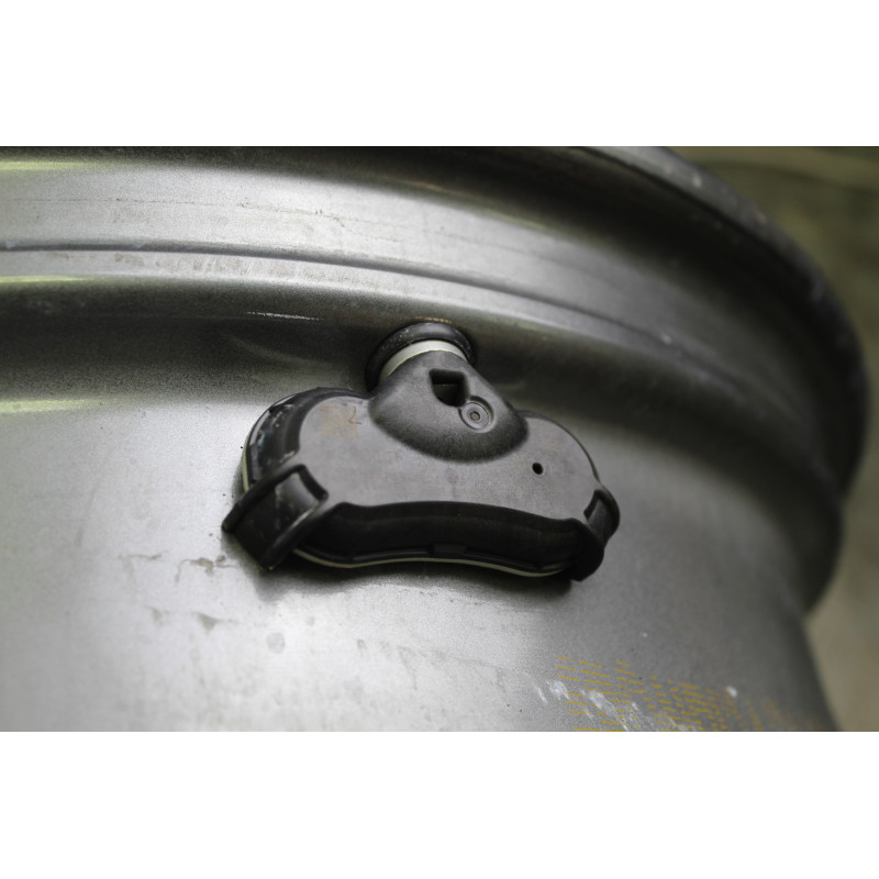 R17 JUEGO LLANTAS HYUNDAI IX35 (EL/LM) Style 2WD 2015 R17 212137 HYUNDAI - 2