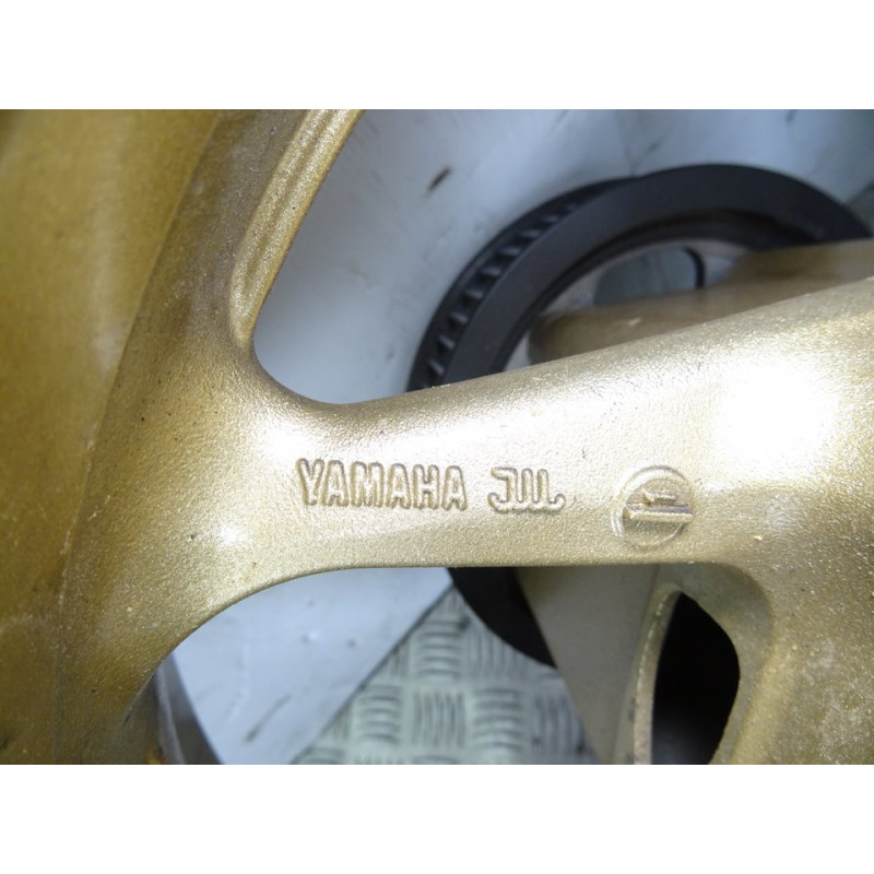 160/60/R15 M/C LLANTA YAMAHA TMAX 530 TMAX ABS 2016 160/60/R15 M/C 213200 YAMAHA - 3