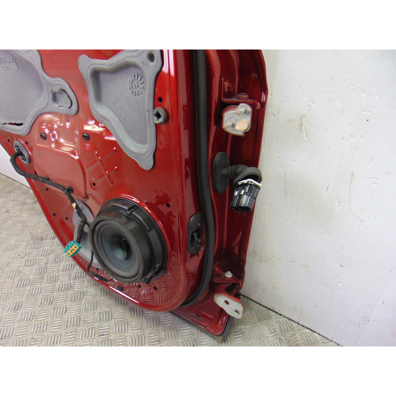 GRANATE PUERTA TRASERA IZQUIERDA FORD ECOSPORT (CR6) Trend 2018 GRANATE 204809 FORD - 3