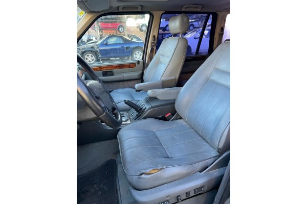 LAND ROVER RANGE ROVER (LP) HSE (165kW)