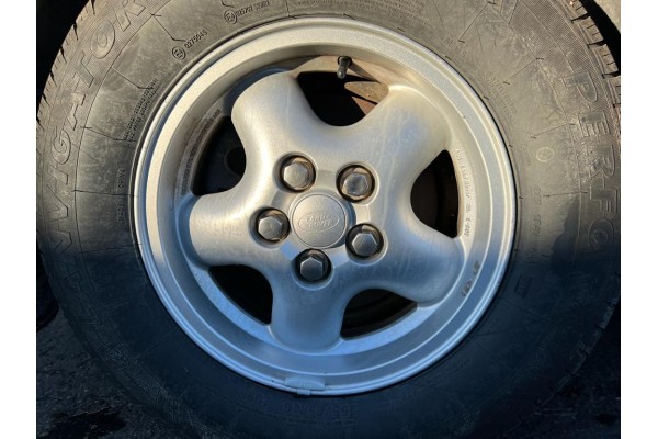 LAND ROVER RANGE ROVER (LP) HSE (165kW)