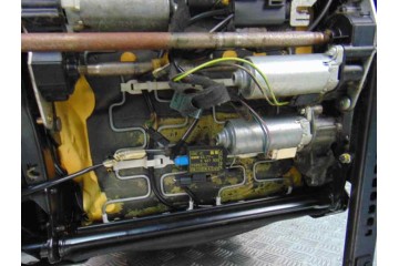 CUERO NEGRO JUEGO ASIENTOS COMPLETO BMW SERIE X3 (E83) 3.0d 2004 CUERO NEGRO 179447 BMW - 66