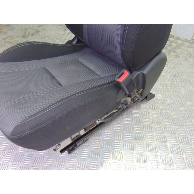  JUEGO ASIENTOS COMPLETO HYUNDAI I30 (GD) Classic 2012 203655 HYUNDAI - 11