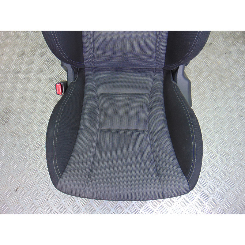  JUEGO ASIENTOS COMPLETO HYUNDAI I30 (GD) Classic 2012 203655 HYUNDAI - 15