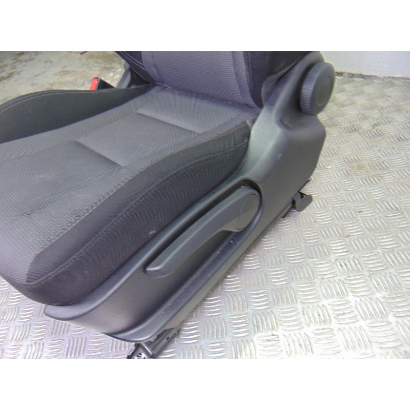  JUEGO ASIENTOS COMPLETO HYUNDAI I30 (GD) Classic 2012 203655 HYUNDAI - 18