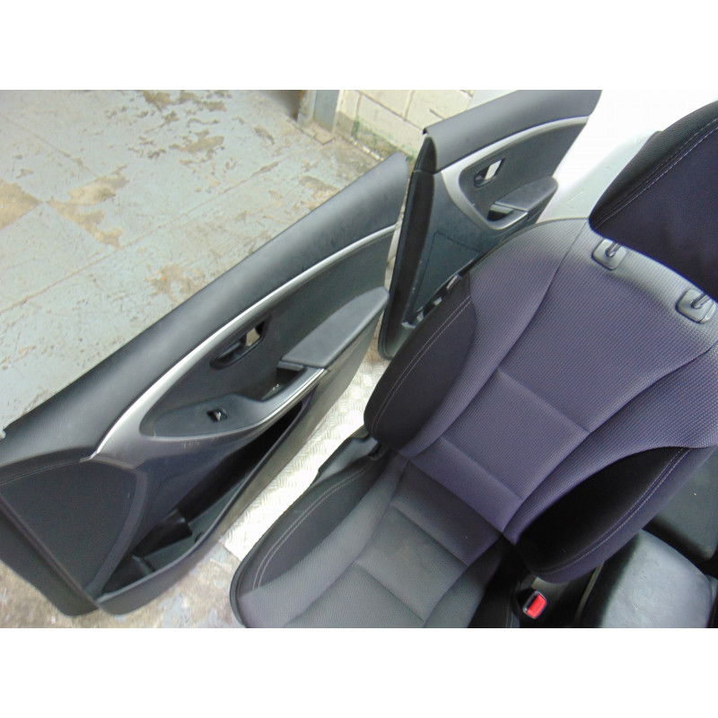  JUEGO ASIENTOS COMPLETO HYUNDAI I30 (GD) Classic 2012 203655 HYUNDAI - 28