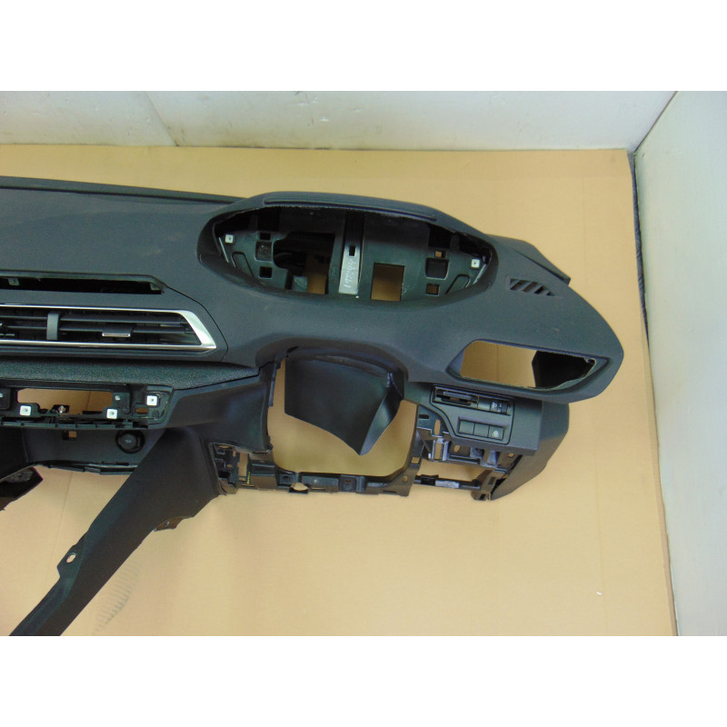 SALPICADERO PEUGEOT 3008