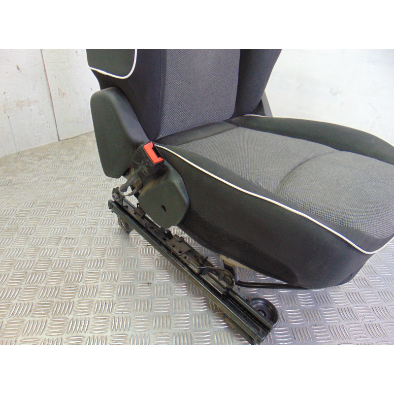 JUEGO ASIENTOS COMPLETO FIAT 500X (334)