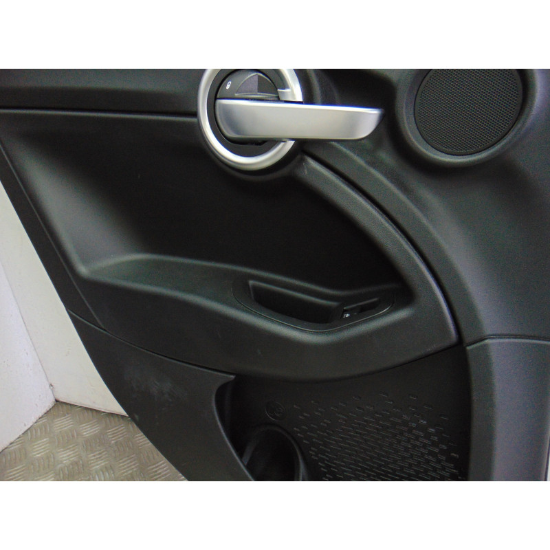 JUEGO ASIENTOS COMPLETO FIAT 500X (334)