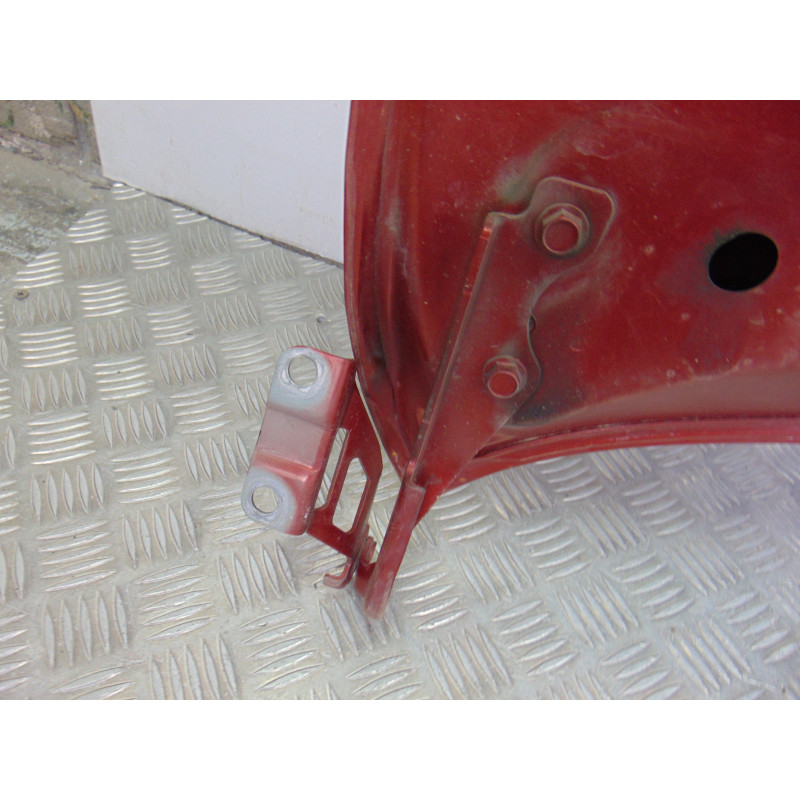 ROJO CAPO MAZDA 3 BERLINA / SEDÁN (BM/BN) Luxury 2014 ROJO 201112 MAZDA - 1