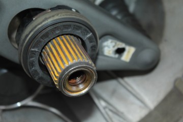 JGG CAJA CAMBIOS BMW SERIE 1 BERLINA (E81/E87) 123d 2009 JGG 191253 BMW - 8