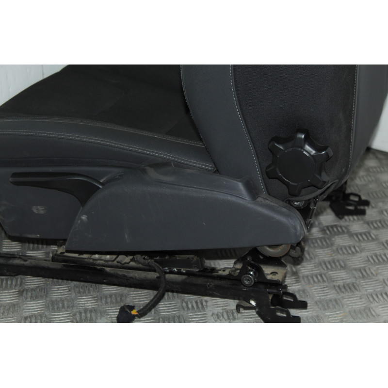  JUEGO ASIENTOS COMPLETO VOLVO V60 FAMILIAR Summum 2014 208179 VOLVO - 32