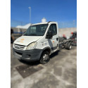 IVECO DAILY FURGÓN Caja cerrada gran espacio 35C... batalla 3950