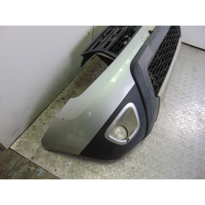 PLATA PARAGOLPES DELANTERO DACIA DUSTER I